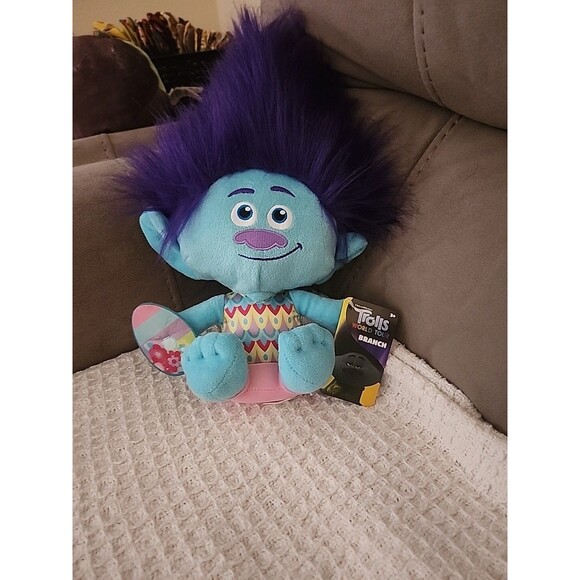 New Dreamworks Trolls World Tour Plush Branch Easter - Picture 1 of 7